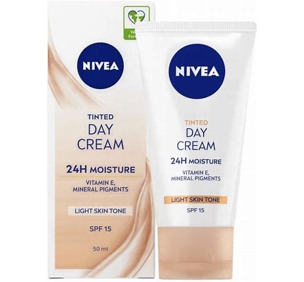 Nivea Light Skin Tone Tinted Day Cream SPF 15